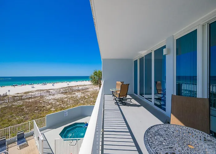 Lighthouse 216 Apartment *